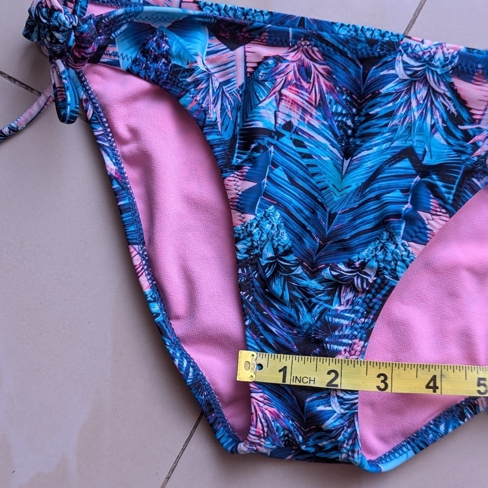 Raisins Triple Side Strappy Bikini Bottoms Junior XLMulti Elastic Waist Pull On - Picture 9 of 12